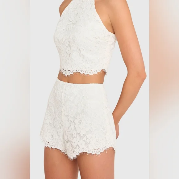 New! Amanda Uprichard x REVOLVE Brynley Lace Shorts in White - Size XS - Picture 1 of 12